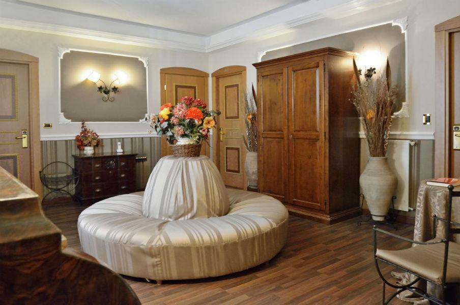 Gasthof Residenza Numa Pompilio